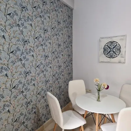 Lumbreras Host דירה סביליה