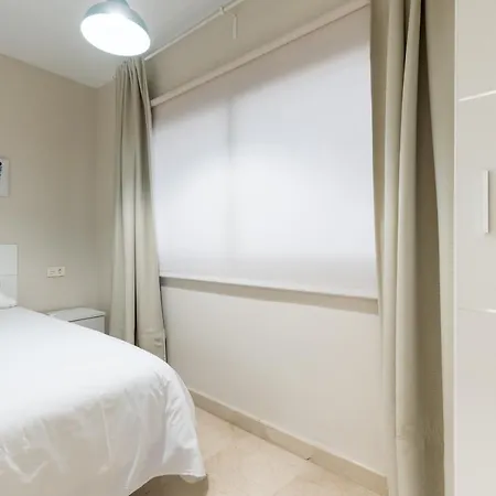 Lumbreras Host Apartament Sewilla