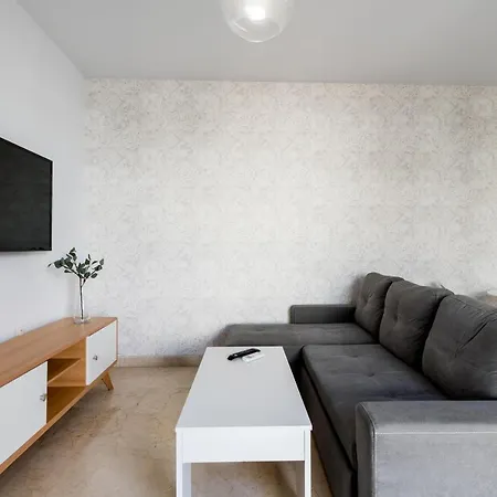 Apartament Lumbreras Host