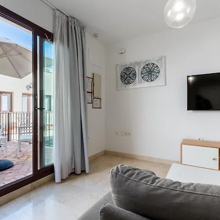 Apartament Lumbreras Host